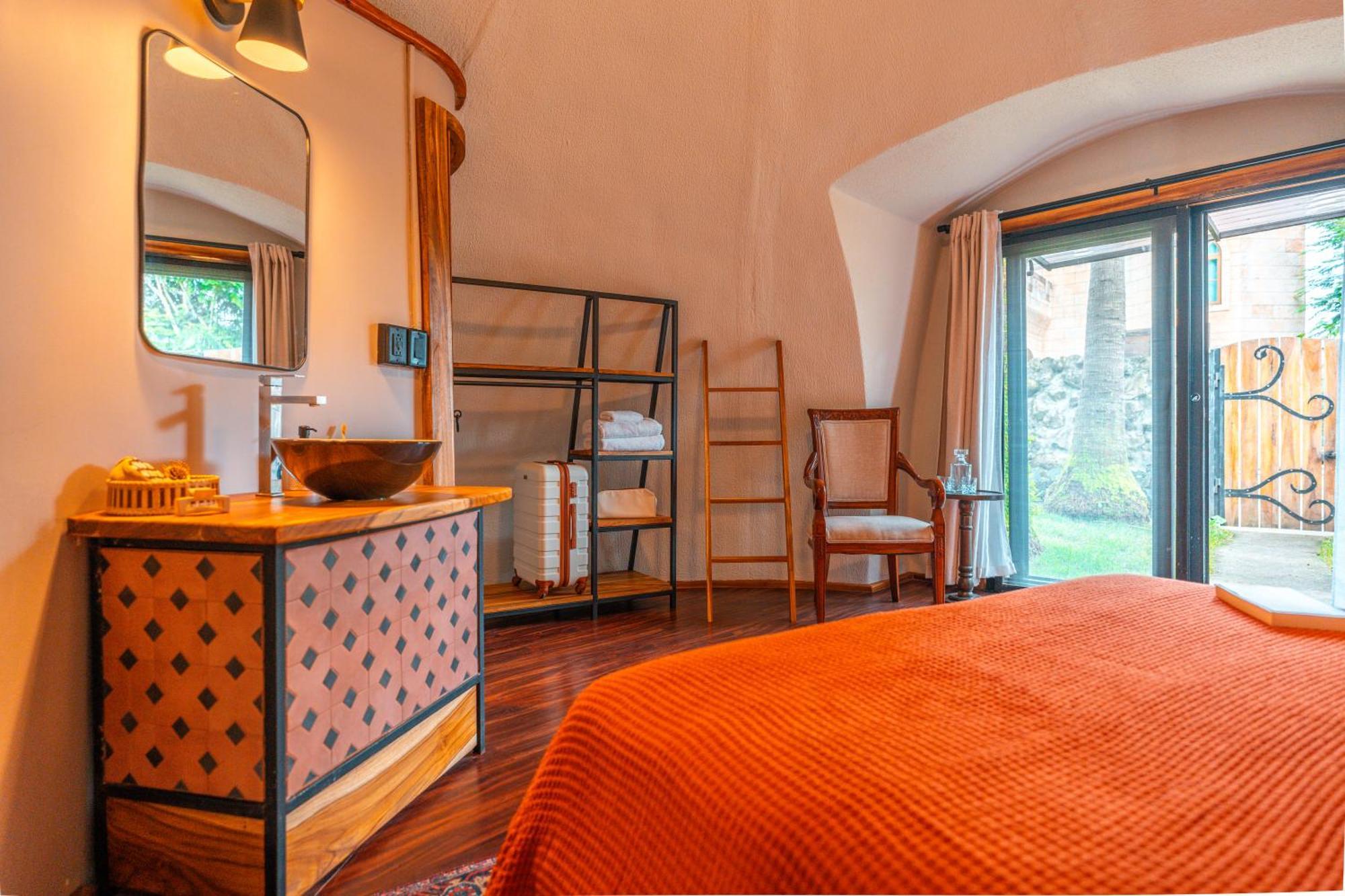 Hostal Bambuda Castle Bajo Boquete