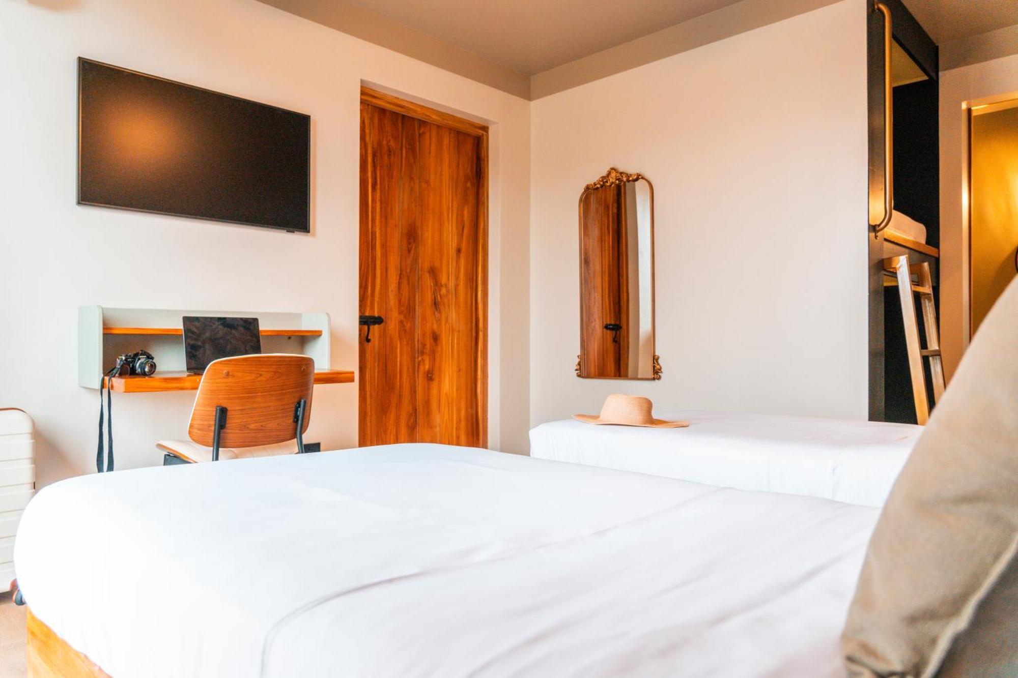 Hostal Bambuda Castle Bajo Boquete