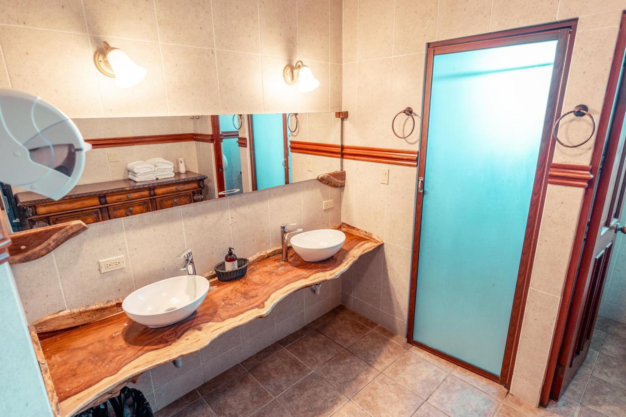 Bambuda Castle Hostel